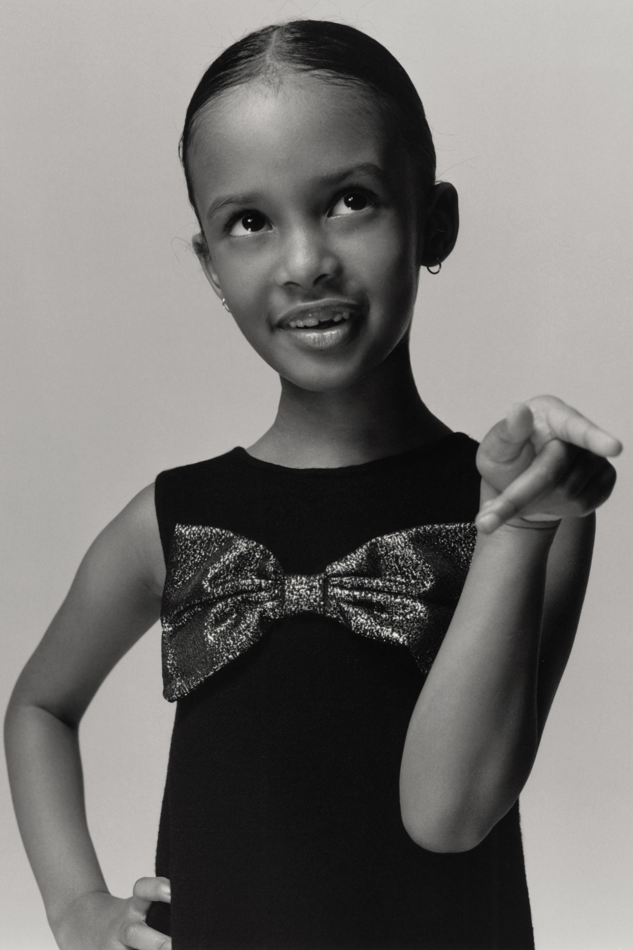 SPARKLY BOW KNIT DRESS